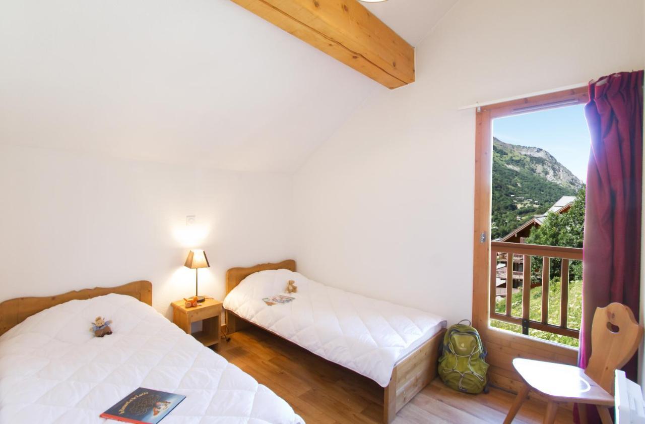 Residence Odalys Le Hameau Et Les Chalets De La Vallee D'Or Валоар Екстериор снимка