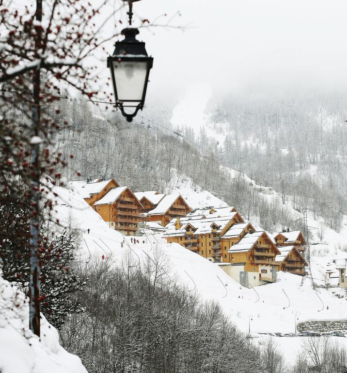 Residence Odalys Le Hameau Et Les Chalets De La Vallee D'Or Валоар Екстериор снимка