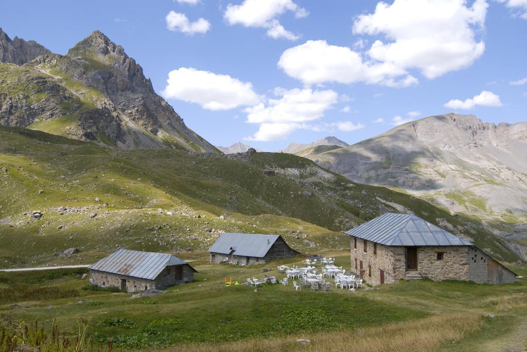 Residence Odalys Le Hameau Et Les Chalets De La Vallee D'Or Валоар Екстериор снимка