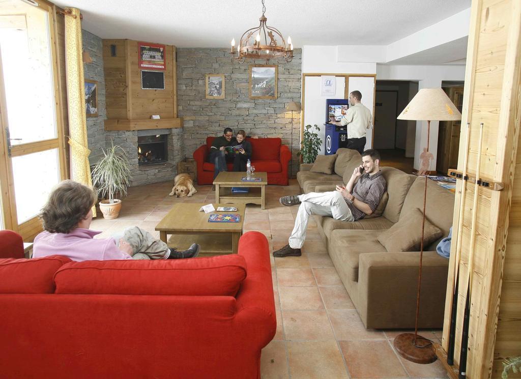 Residence Odalys Le Hameau Et Les Chalets De La Vallee D'Or Валоар Екстериор снимка