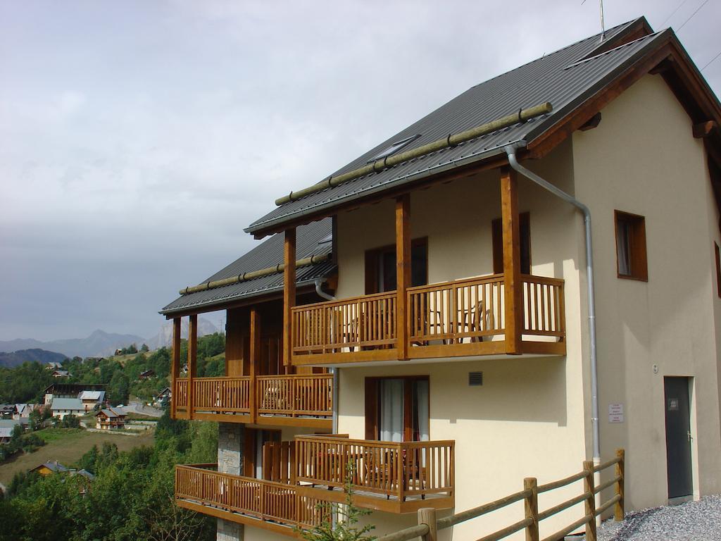 Residence Odalys Le Hameau Et Les Chalets De La Vallee D'Or Валоар Екстериор снимка
